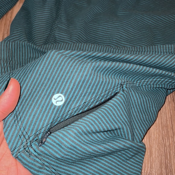 lululemon striped long sleeve - Picture 7 of 9